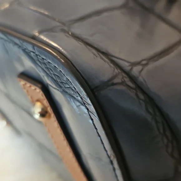 Dooney & Bourke Blue Croc Drawstring Bag & Matching Wristlet - Picture 7 of 12